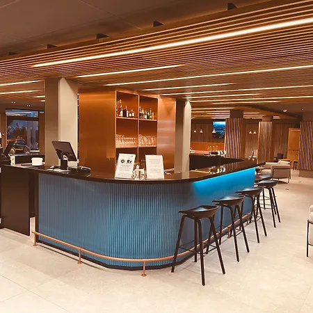 Novotel Centre Gare Saint Jean 4*