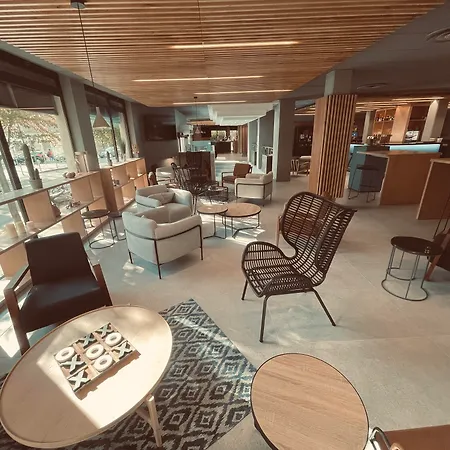 Novotel Centre Gare Saint Jean Hotel 4*