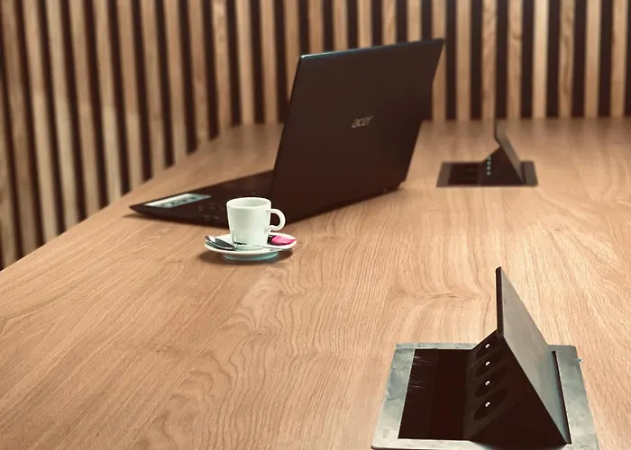 Novotel Centre Gare Saint Jean 4*