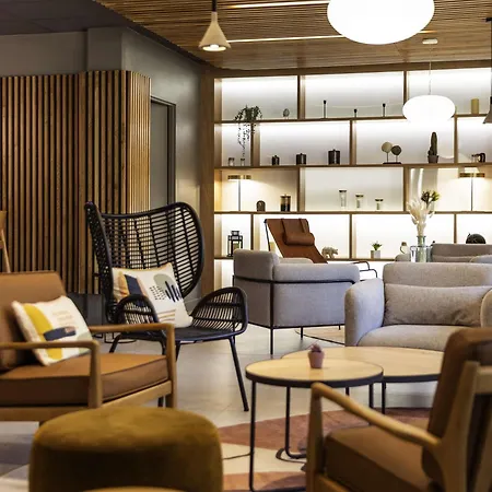 Novotel Centre Gare Saint Jean 호텔 4*