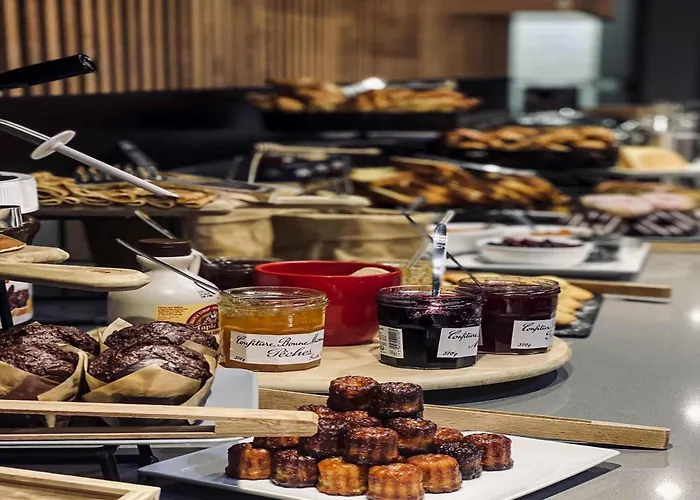 Novotel Centre Gare Saint Jean Hotel