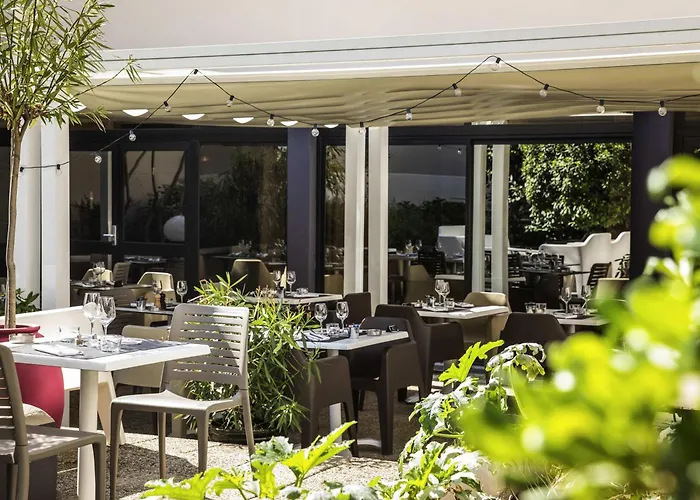 Novotel Centre Gare Saint Jean Hotel 4*