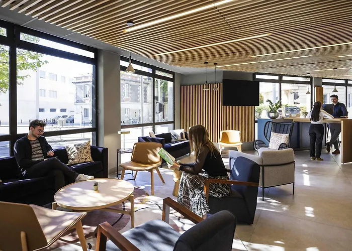 Novotel Centre Gare Saint Jean 4*