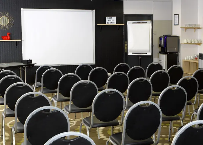 Hotel Novotel Centre Gare Saint Jean 4*